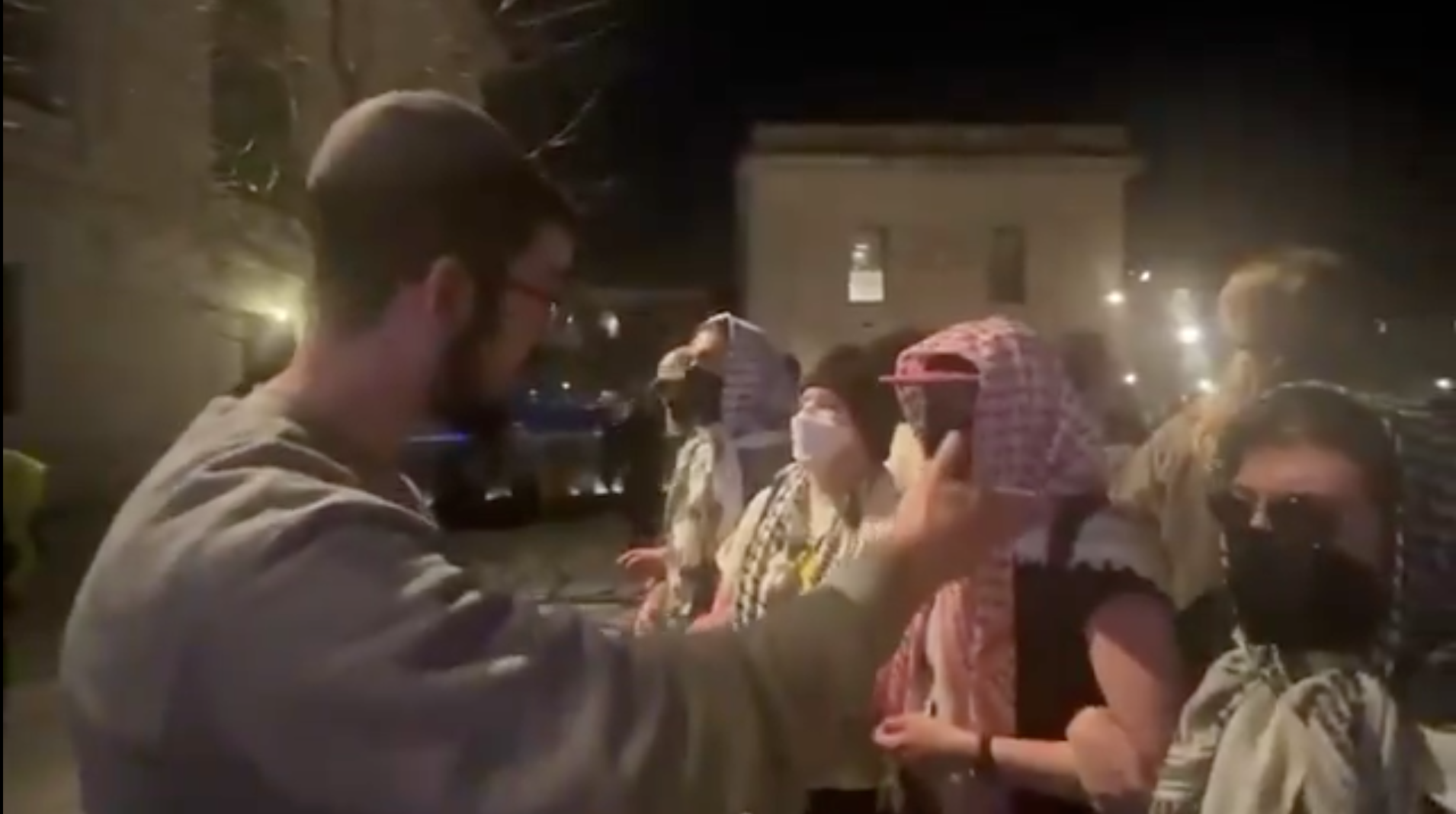 Yale Derecognizes Students for Justice in Palestine Chapter After Group Blocks Jewish Students' Access to Parts of Campus